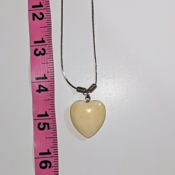 Heart Pendant & Silver 14" Necklace - Picture 5 of 8